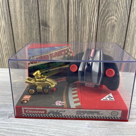 Mario Kart Carrera RC 1 50 Scale Mini Remote Control Car MARIO GOLD CHASE - Picture 9 of 16